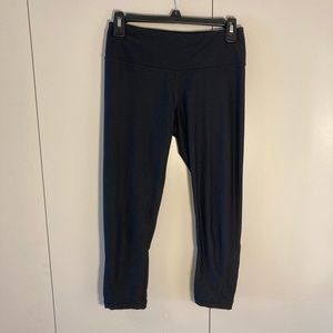 Criss Cross Strap on Legs Black Capri Leggings